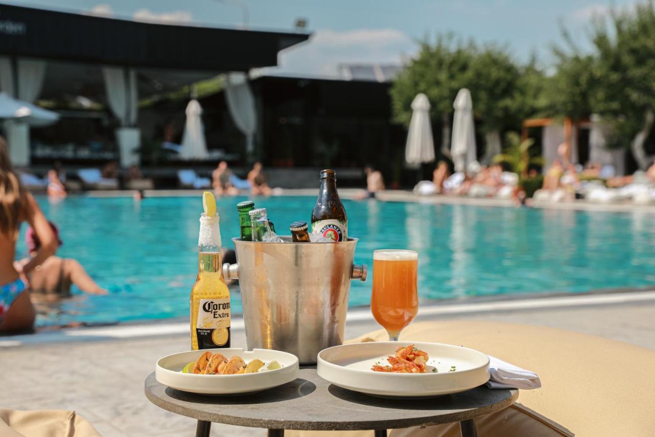 Hotel Garden Приштина Экстерьер фото