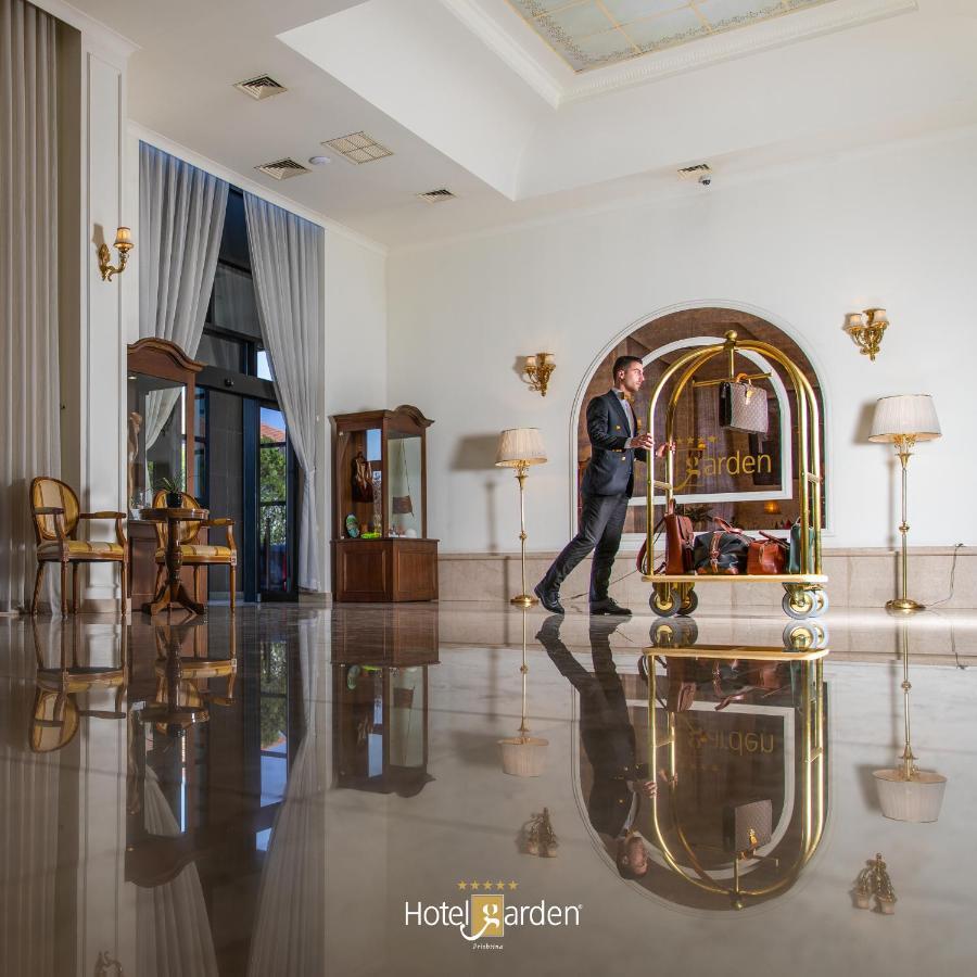 Hotel Garden Приштина Экстерьер фото